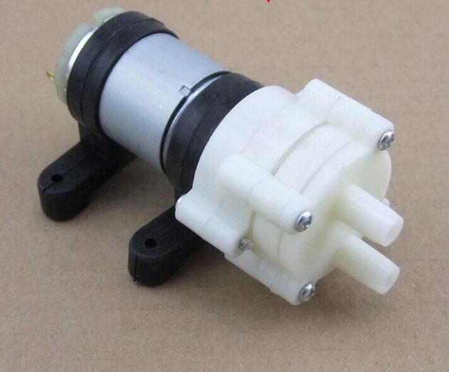 Máy bơm nước máy áp trứng